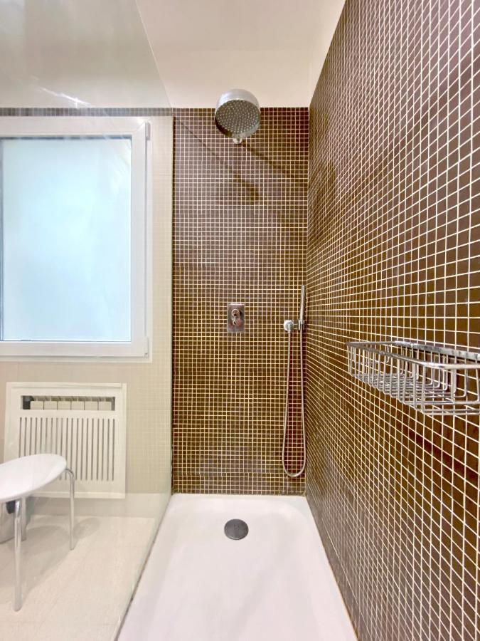 Charming Retiro Exclusive Apartment Madrid Bagian luar foto